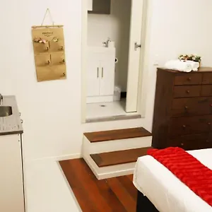 Aura Aparthotel Wellington